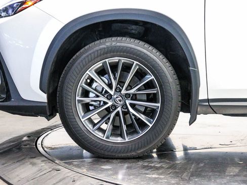 Used 2025 Lexus NX 250 FWD w/ Accessory Package (2T) image 9