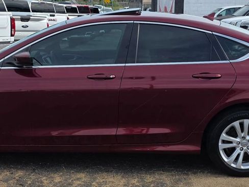 Used 2016 Chrysler 200 Limited w/ Anniversary Edition FWD image 6