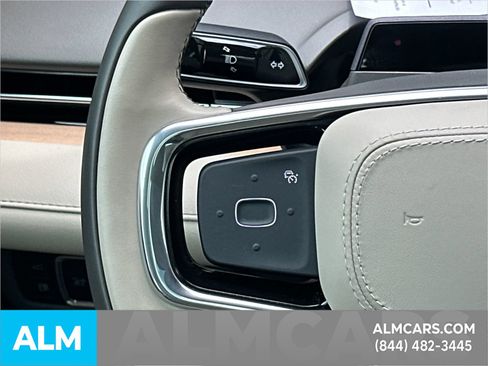 Used 2025 Lincoln Nautilus Reserve AWD/4WD image 29