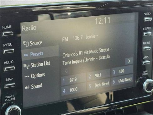 Used 2020 Toyota Corolla SE FWD image 13