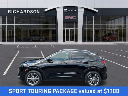 Used 2022 Buick Encore GX Preferred w/ Sport Touring Package FWD image 2