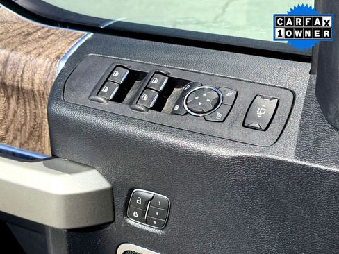 Used 2019 Ford F250 Lariat w/ Lariat Ultimate Package image 15