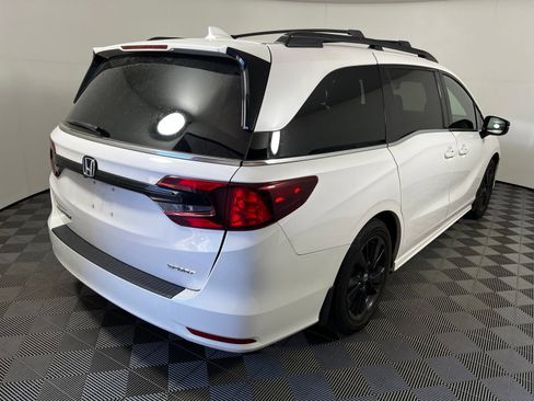 Used 2024 Honda Odyssey Sport image 5