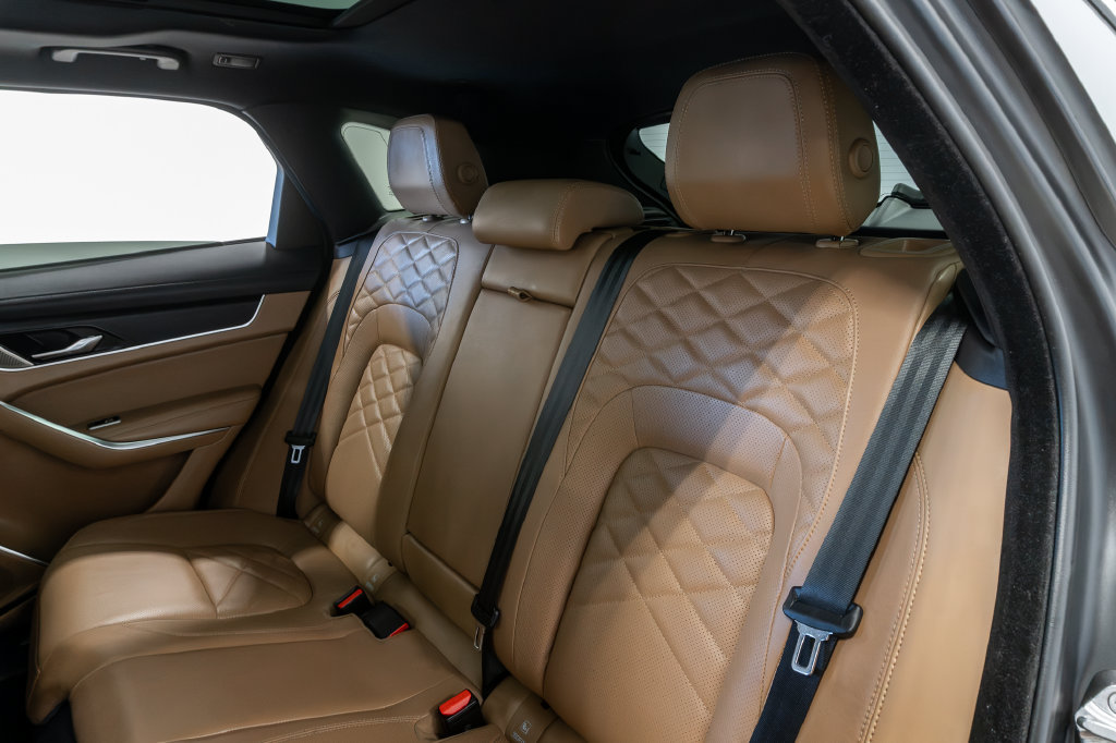 Used 2023 Jaguar F-PACE S AWD/4WD image 25