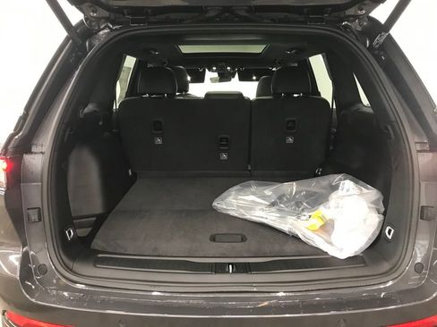 New 2025 Jeep Grand Cherokee Limited image 36