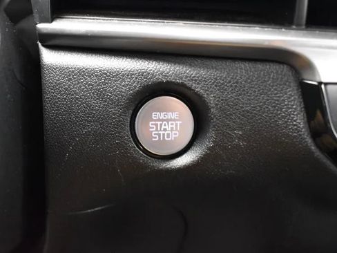 Used 2024 Kia Sorento S FWD image 29