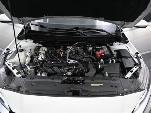 Used 2023 Nissan Altima 2.5 SV image 10