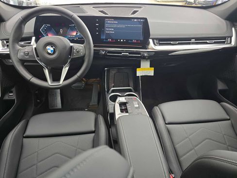 New 2026 BMW X1 xDrive28i AWD/4WD image 18