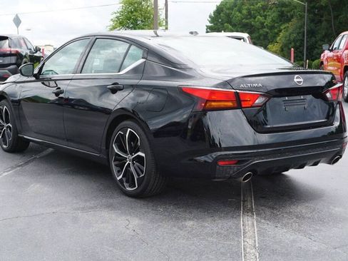 Certified 2025 Nissan Altima 2.5 SR image 4