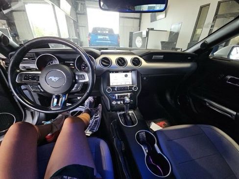 Used 2019 Ford Mustang Premium RWD image 6