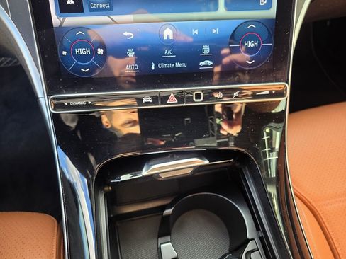 Certified 2023 Mercedes-Benz C 300 4MATIC Sedan image 24