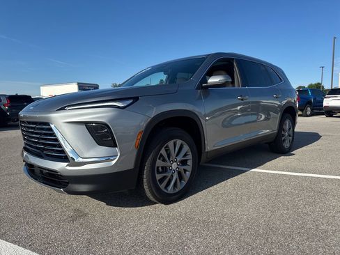 New 2026 Buick Enclave Preferred w/ Power Package AWD/4WD image 2