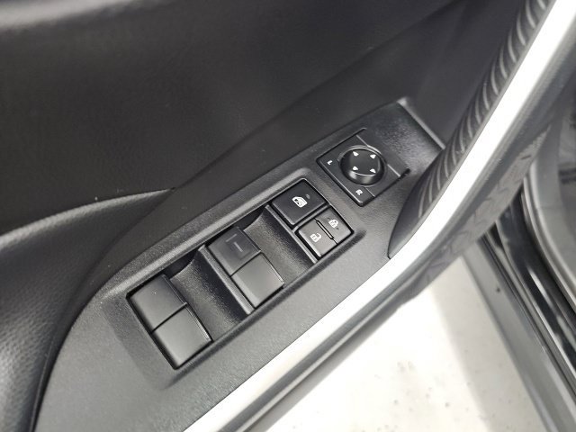 Certified 2025 Toyota RAV4 LE AWD/4WD image 14
