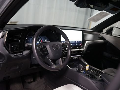Used 2025 Lexus TX 350 AWD w/ Technology Package image 7