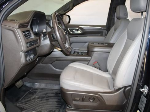 Used 2022 Chevrolet Tahoe LT AWD/4WD image 7