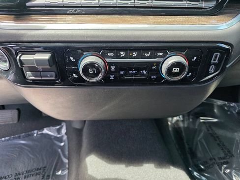 Used 2024 Chevrolet Silverado 3500 LT w/ Convenience Package AWD/4WD image 24