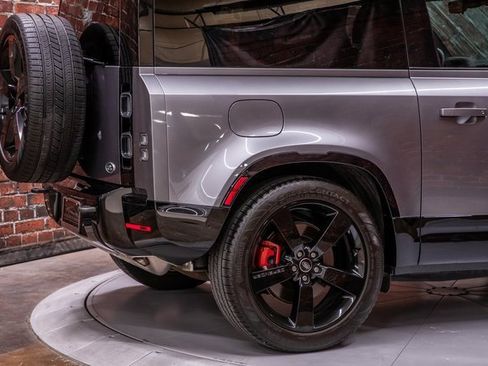 Used 2023 Land Rover Defender 90 X image 11