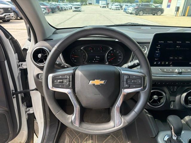 Used 2023 Chevrolet Blazer LT w/ Convenience Package AWD/4WD image 25