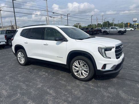 Used 2024 GMC Acadia Elevation AWD/4WD image 2