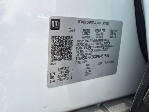 Used 2023 Chevrolet Suburban Premier AWD/4WD image 34