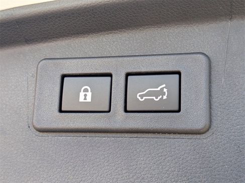 Certified 2025 Subaru Outback Limited XT w/ Popular Package #2 image 16