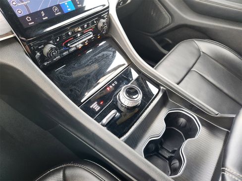 Used 2024 Jeep Grand Cherokee L Limited w/ Luxury Tech Group II image 25