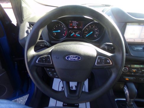 Used 2019 Ford Escape SE image 24