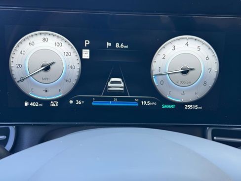 Certified 2024 Hyundai Elantra SEL w/ Convenience Package FWD image 17