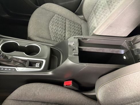 Used 2024 Chevrolet Equinox LT FWD image 31