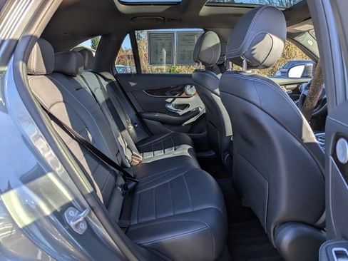 Used 2017 Mercedes-Benz GLC 300 4MATIC image 35
