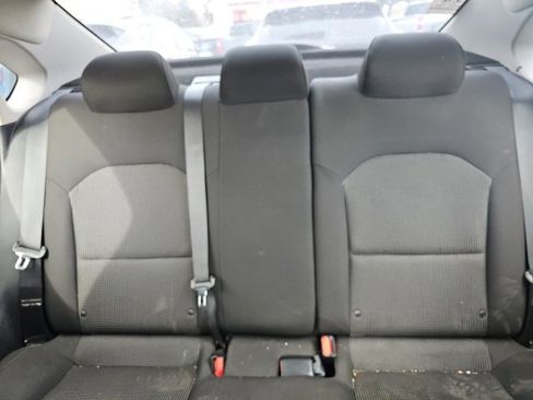 Used 2019 Kia Forte LXS image 9