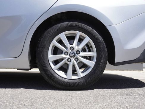Used 2025 Toyota Camry LE FWD image 33