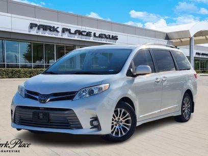 Used 2020 Toyota Sienna XLE Premium