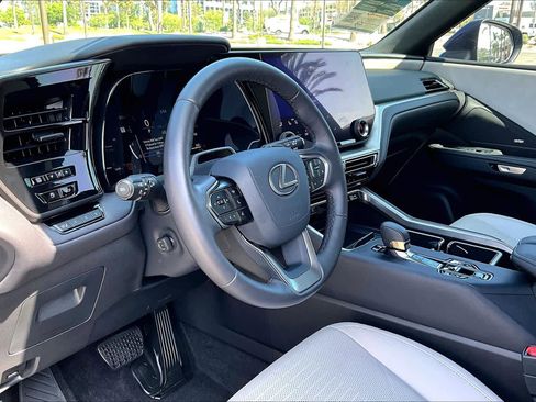 Used 2024 Lexus TX 350 AWD w/ Captains Chair Package image 16