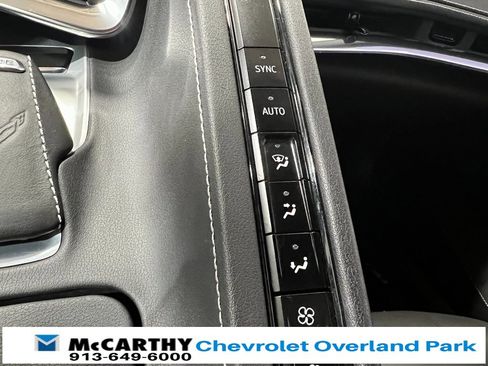 Used 2020 Chevrolet Corvette Stingray Convertible w/ Z51 Performance Package image 31