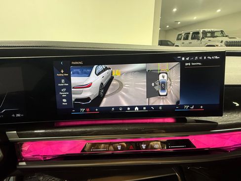 Used 2023 BMW i7 xDrive60 w/ Executive Package 2 AWD/4WD image 51
