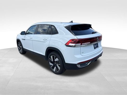 Used 2024 Volkswagen Atlas Cross Sport SE AWD/4WD image 6