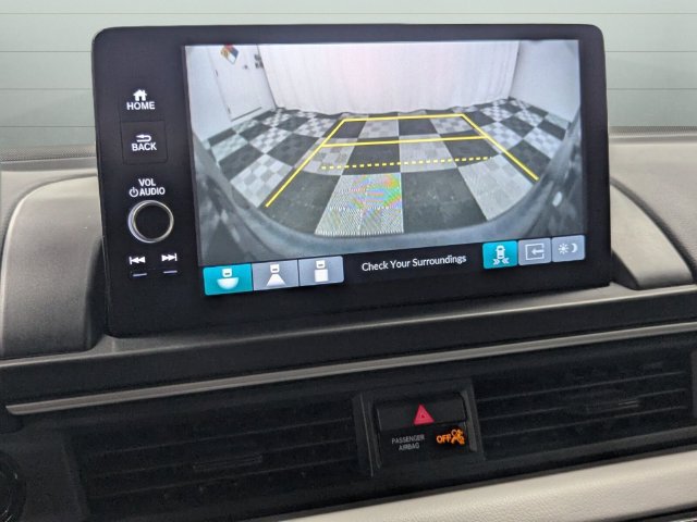 Certified 2024 Honda Pilot Touring image 23