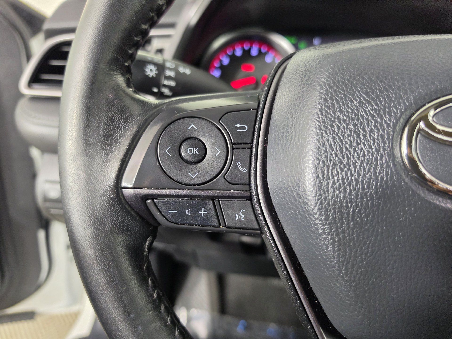 Used 2023 Toyota Camry XSE w/ Driver Assist Package FWD image 8