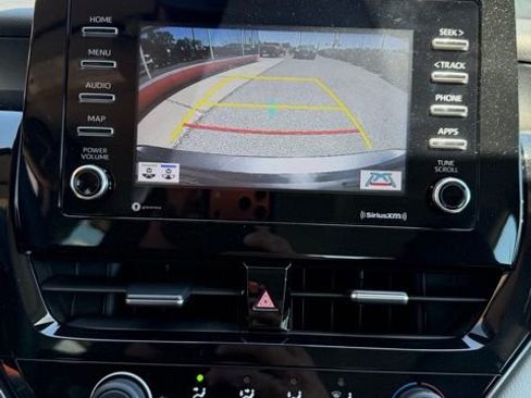 Used 2021 Toyota Camry LE w/ Convenience Package FWD image 20