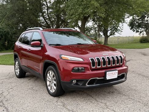 Used 2016 Jeep Cherokee Limited AWD/4WD image 7