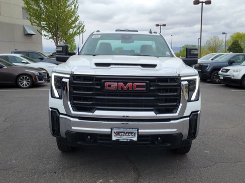 New 2026 GMC Sierra 3500 Pro AWD/4WD image 8