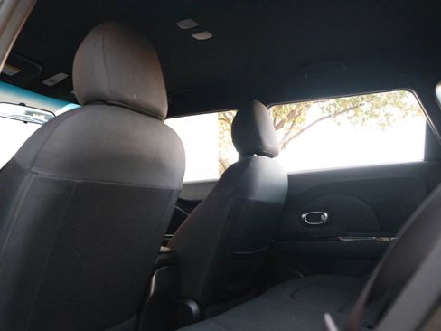 Used 2016 Kia Soul + w/ Tarmac Special Edition image 25