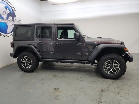 New 2025 Jeep Wrangler Unlimited Rubicon image 8