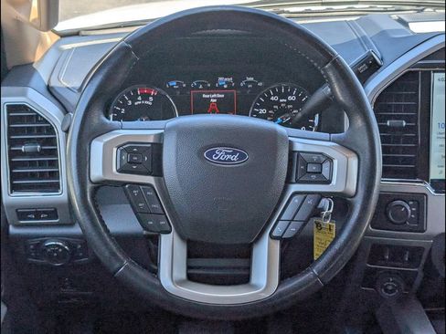 Used 2022 Ford F350 Lariat w/ Lariat Value Package AWD/4WD image 12