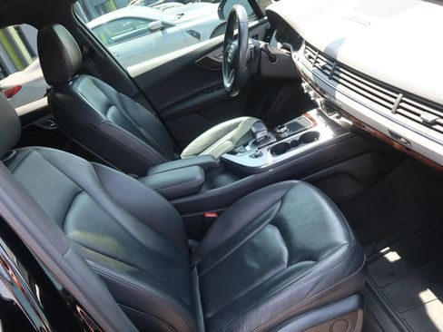 Used 2019 Audi Q7 2.0T Premium AWD/4WD image 26
