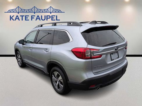 Used 2025 Subaru Ascent Premium AWD/4WD image 5