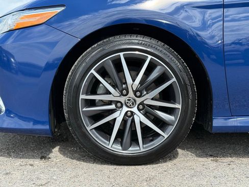 Used 2024 Toyota Camry XLE FWD image 4
