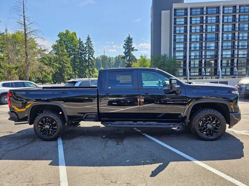 New 2026 Chevrolet Silverado 3500 LT w/ Trail Boss Package AWD/4WD image 6