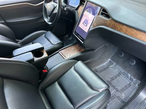 Used 2020 Tesla Model X Long Range AWD/4WD image 19